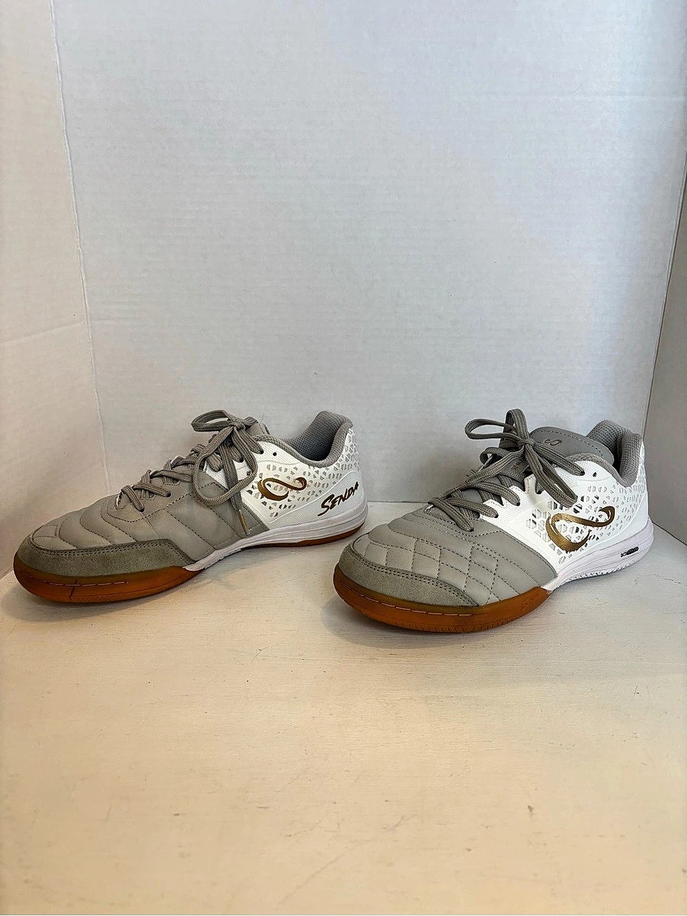 Senda Ushuaia Pro 2.0 Futsal Men’s Indoor Soccer Shoes Size US Men’s 8
